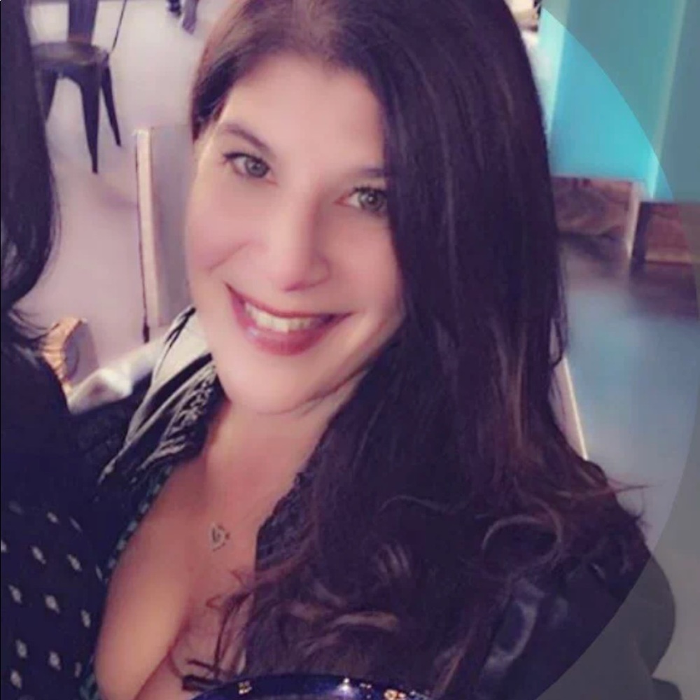 Meet your Posher, Diana